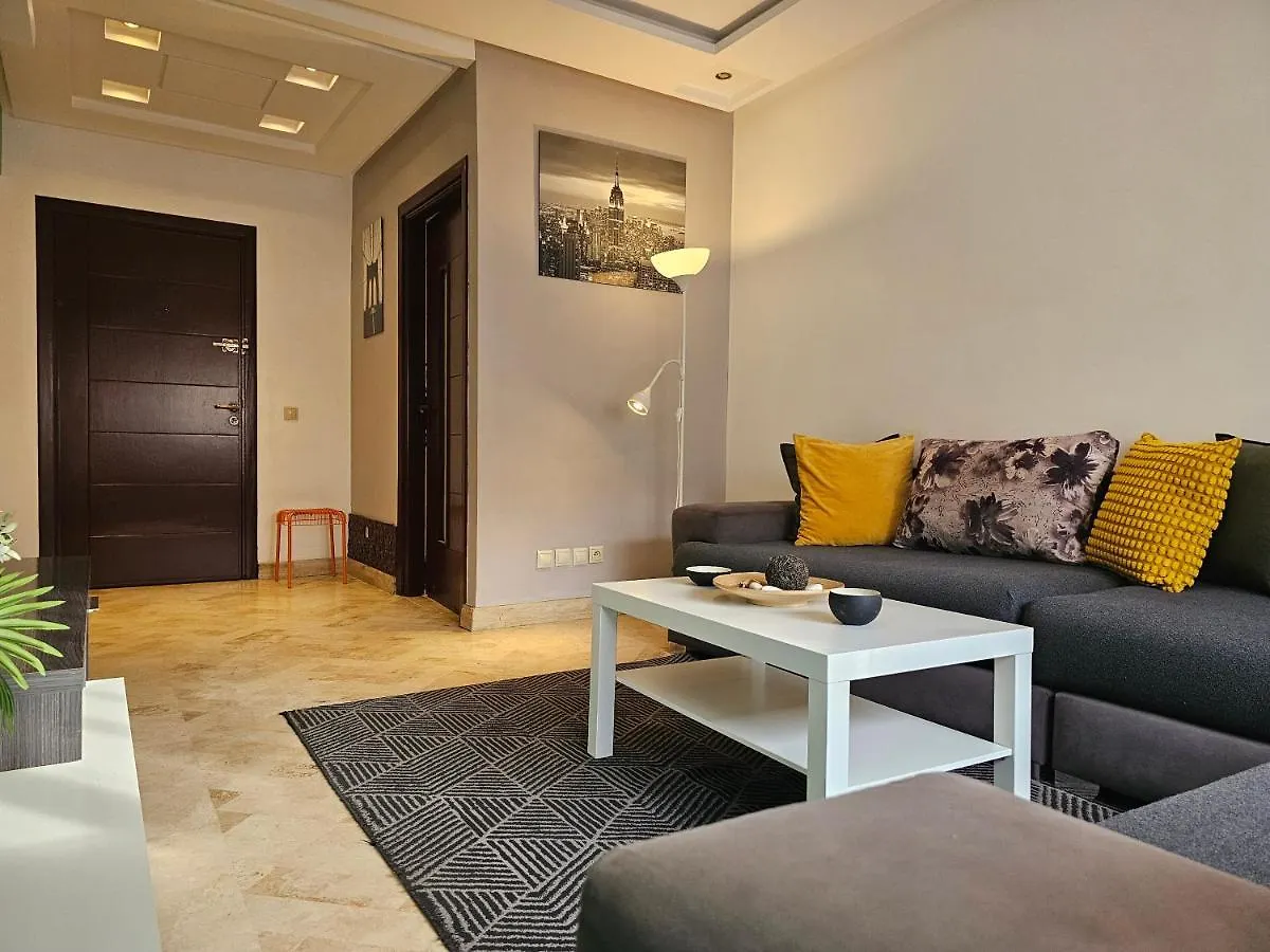 Lovely Modern Flat With Balcony, Casablanca Morocco